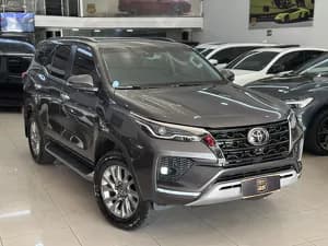 Toyota Hilux SW4